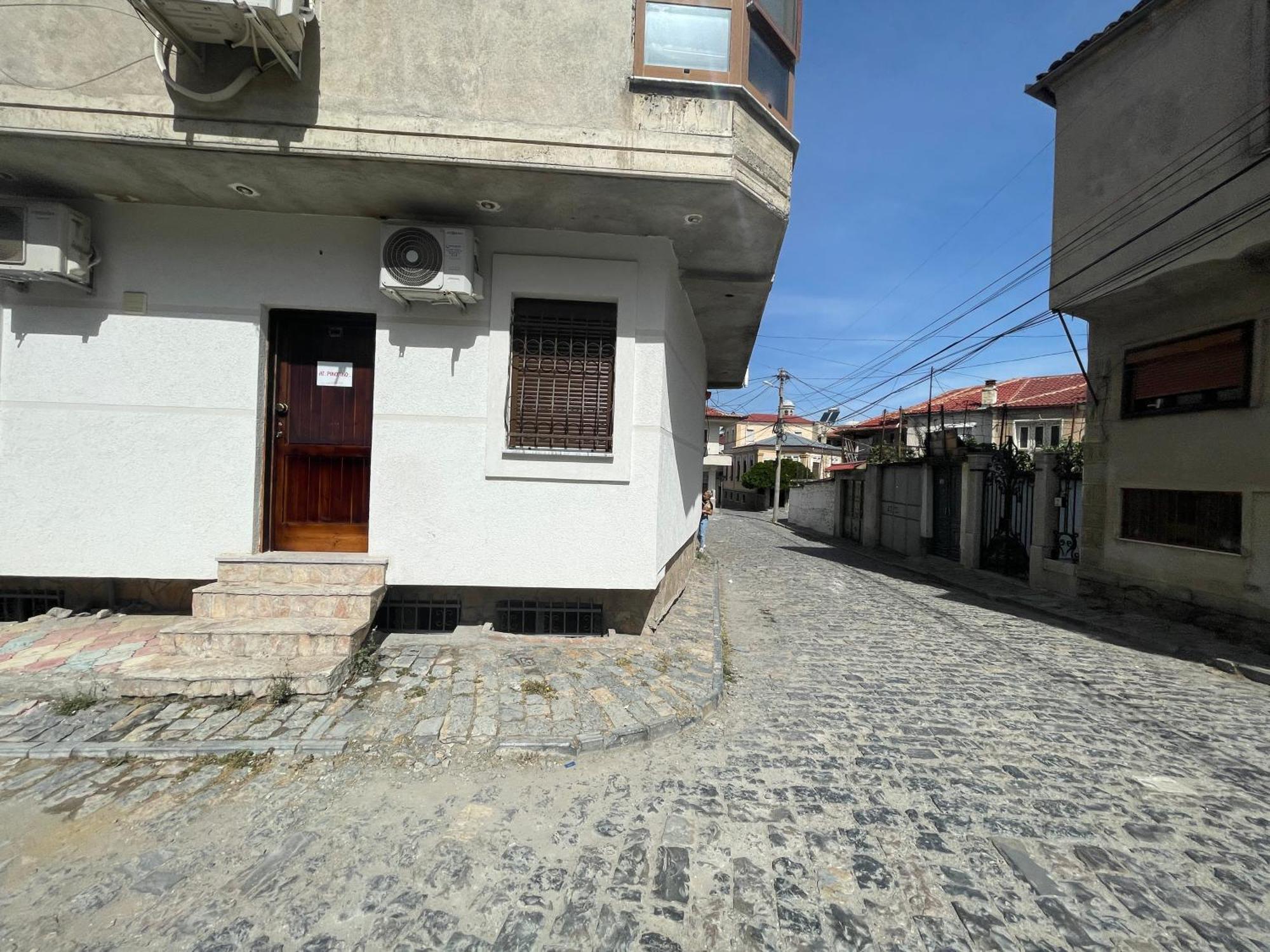 At Pikotiko'S - Korca City Rooms For Rent Kültér fotó