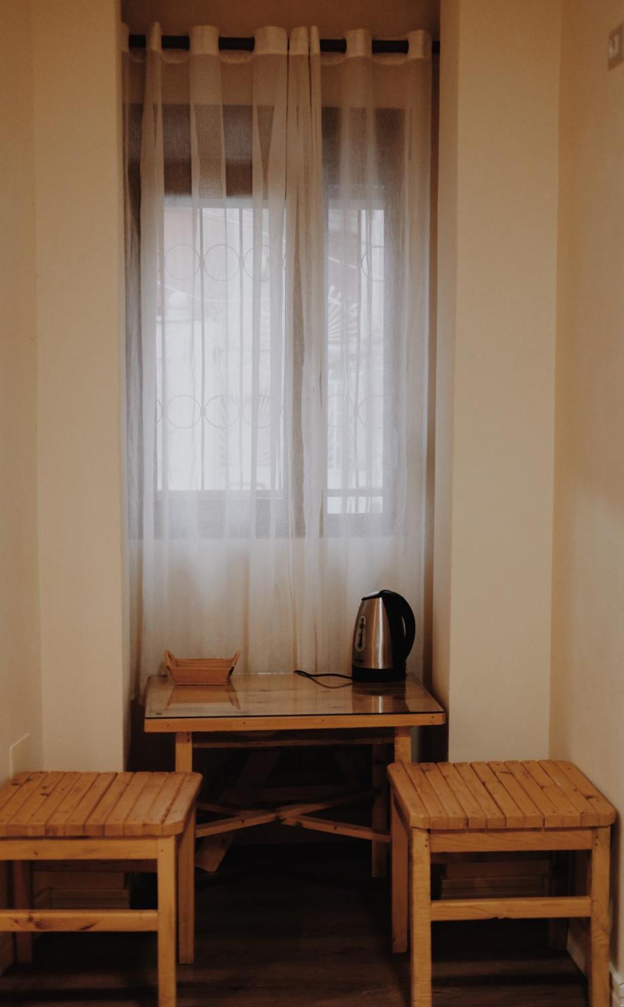 At Pikotiko'S - Korca City Rooms For Rent Kültér fotó