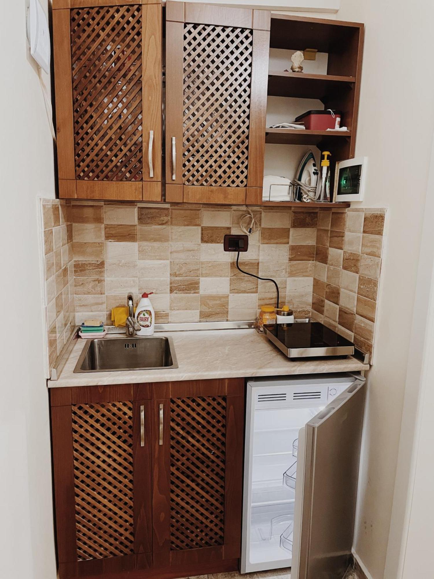 At Pikotiko'S - Korca City Rooms For Rent Kültér fotó