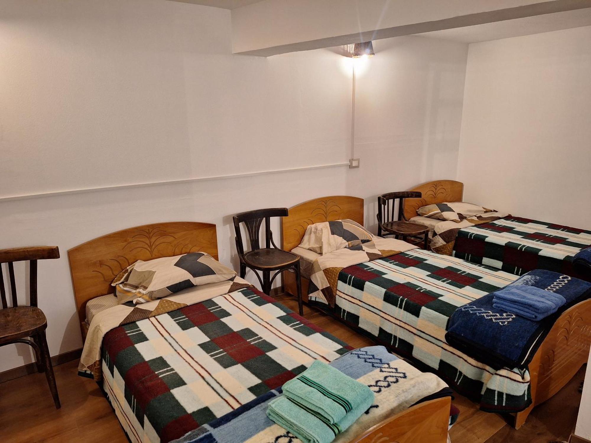 At Pikotiko'S - Korca City Rooms For Rent Kültér fotó
